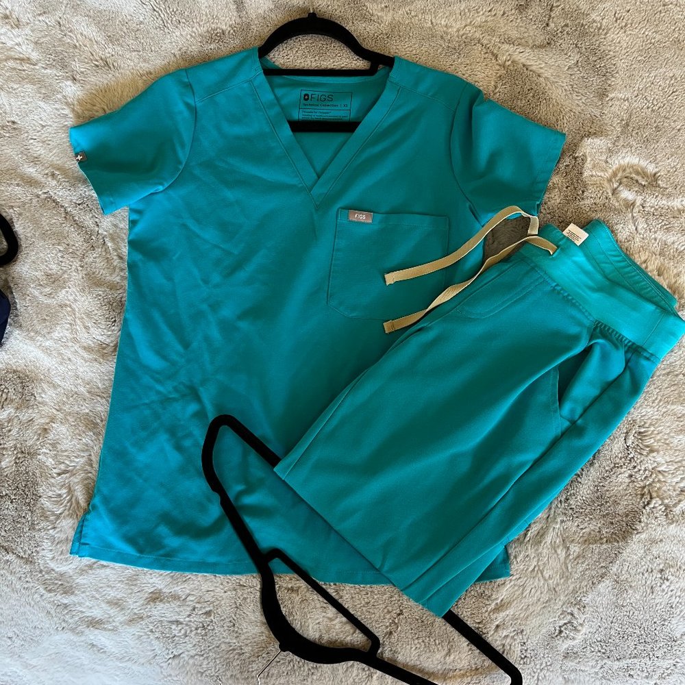 Figs XS bright blue Petite Zamora Scrub bottom